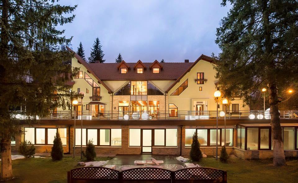 Hotel Vila Pinul Si Mesteacanul Poiana Brașov Exterior foto